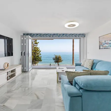 Casa Mirabella Beachfront By Asola Apartamento Estepona
