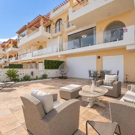 Casa Mirabella Beachfront By Asola Estepona